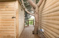 The hideaway Hotels in 