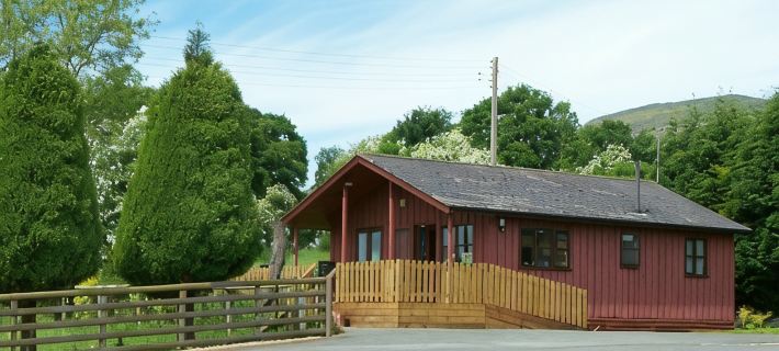 Attractive Timber Chalet In The Upper Tanat Valley. Sleeps 4. Hotels in Oswestry