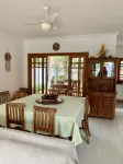 Excellent Beach House with Pool in a Gated Community. - Balkon