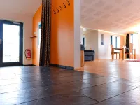 Loft house with incredible views of the fjord 格雷尼維克住宿飯店