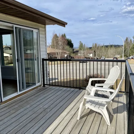 Spacious 4-BR Home near Jasper!