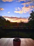 Birdwatcher’s Base in Monteverde – 2Br + Balcony, Walk to Curi-Cancha Reserve