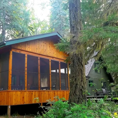 Belknap House on the McKenzie River