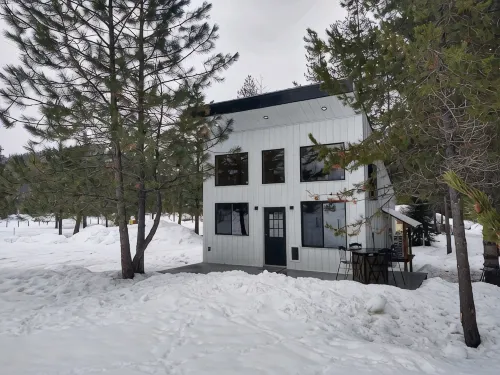 Cozy cottage next to St Regis River and Hiawatha trail system - Wifi