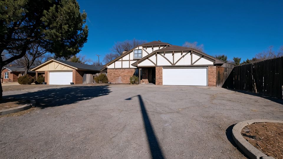 Spacious Welcoming Oasis With Gameroom