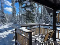 Cozy Fireside Cottage - The Rock - WiFi