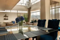 APARTAMENTO PENTHOUSE  DE 350 M2, CON VISTA PANORAMICA DE LA CIUDAD. Hotels in 