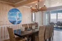 Oceanfront Beauty 6 King Beds/6 Baths! Big Pool and Volleyball Court in Front yd