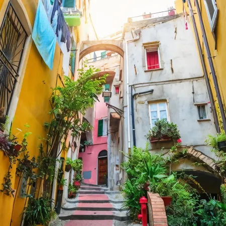 Casa Letizia Few Min from Sea Outdoor Dining for 4 - Happy Rentals