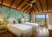 Aura Resort & Spa - balcony