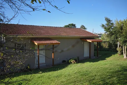 Celeste Suites, in Vale dos Vinhedos with Bathtub and Colonial Breakfast - Homestays