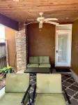 The Signature Orange Grove King Suite - Apartments