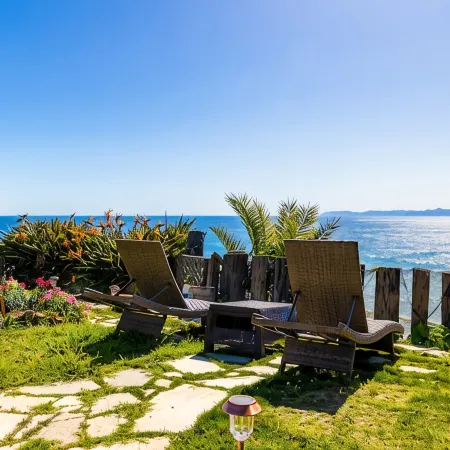 Oceanfront-2730 Sqft w/Spa, HugeDeck+Garden+Views