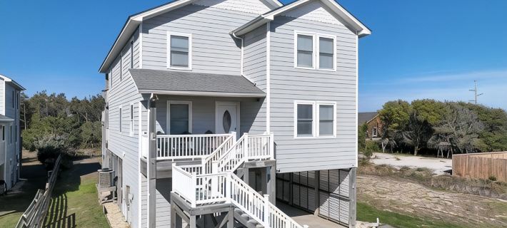 Beachside Breeze! 5 BR 3 BA beach paradise! Hotéis em Nags Head