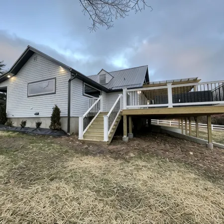 Coco Brothers’ Farmhouse