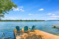 Lake Front Home on Open Water - 4 tähden