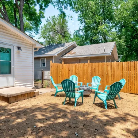 Home Away from Home with Amenities & Private Fenced Yard. Walking Distant to OSU
