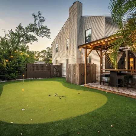 6Br! Sleeps 15+ Htd Pool, Putting Green, Theater, Game Rm, 5 mi to Beaches, Ami Отели в г. Уэст-Брейдентон