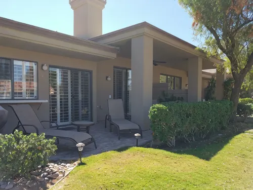 Beautiful and Cozy!!! Palm Valley Country Club Golf Course Home. Sleeps 6.