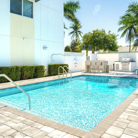 Modern 2BR/2BA with Balcony- Directly Across from the Beach