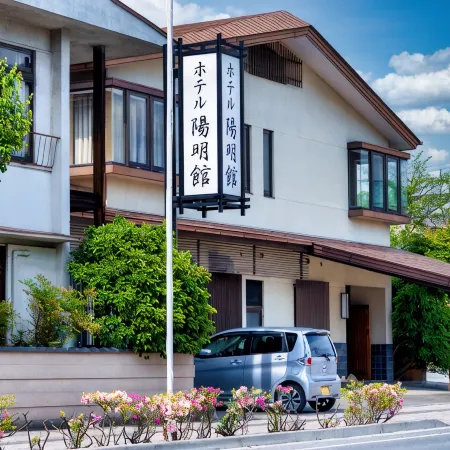 Hotel Yomeikan Отели в г. Иида