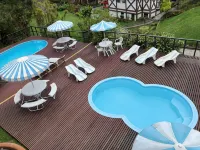 Nova Pousada Chamonix - Pools