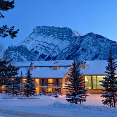 Douglas Fir Resort & Chalets Hotels near Surprise Corner Viewpoint