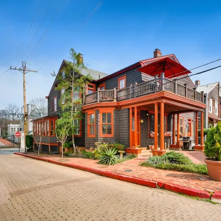 Charming Historic Annapolis Home With Two Off-street Parking Places!