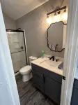 Quaint, all new loft apt. located in a quiet country setting, minutes from town. - Apartments