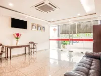 Sam Hotel Sitiawan فنادق في سيتياوان