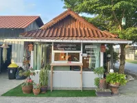 ตลาดน้ำคลองแหรีสอร์ท