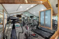 VellaVue Luxury Estate: Private Indoor Pool, Sauna, Gym & Theater – Sleeps 20 - Kuntosalit