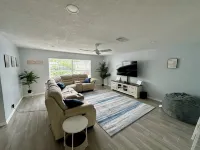 Beachy Cocoa Home Near Cruise Port W/ Hot Tub - 3-Star