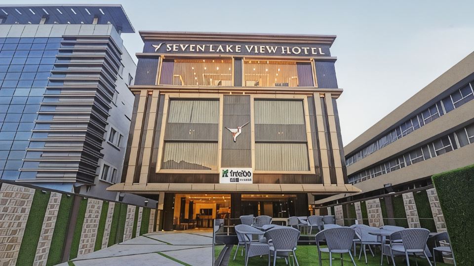 Treebo Premium Seven Lake View