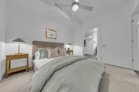 Central & Walkable to Everything + Discounts! Hotels in 