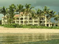 Gorgeous Beach front 2 bed 2.5 bath condo "Serenity by the Sea" - Homestays