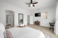 Unique Bermuda Escape with Pool/Spa & King Size Bed! - Wi-Fi