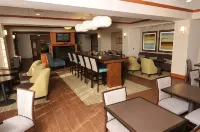 Hampton Inn Omaha West-Lakeside - breakfast
