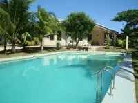 Meili Beach Resort - piscina