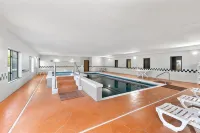 Country Inn & Suites by Radisson, Topeka West, KS - badewanne