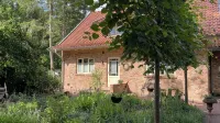 Großzügiges Ferienhaus in Ruhiger Waldlage - Urlaub auf dem Lande - Homestays