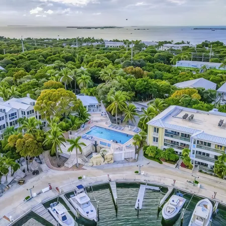 Mariners Club Townhouse, Epic Amenities, Tennis & Indoor Pickleball