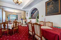 Villa-Hotel Escala - Pet friendly