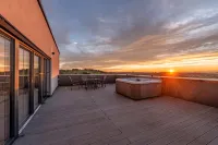 Modern villa with whirlpool and home theater - 3つ星