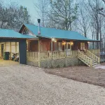Hidden Treasure at Enid Lake-Crappie Fishing, Duck Hunting, ATVRiding, Ole Miss - シャレー
