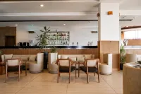 Db Seabank Resort + Spa All Inclusive - bar