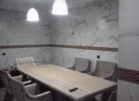Оникс - С бассейном