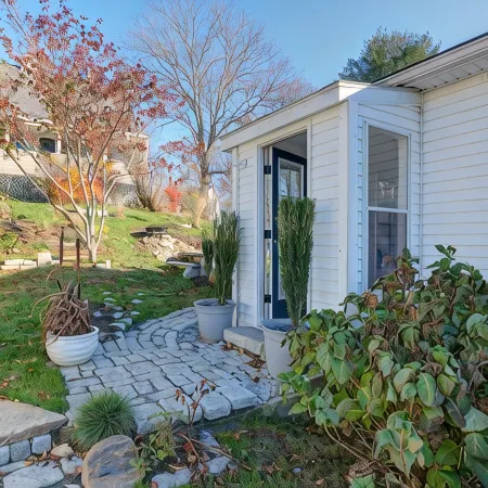Renovated 2 bedrm apt located in heart of Ogunquit