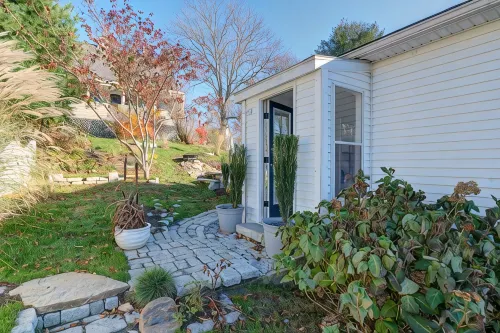 Renovated 2 bedrm apt located in heart of Ogunquit - Homestays