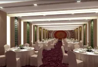 Country Inn & Suites by Radisson, Bengaluru Hebbal - Parkplatz
